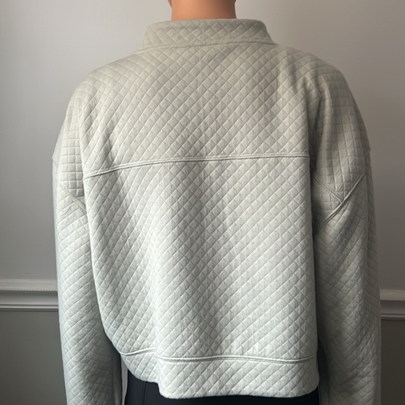 #47. GILLY HICKS Women’s Quilted Bomber Jacket - Picture 12 of 15